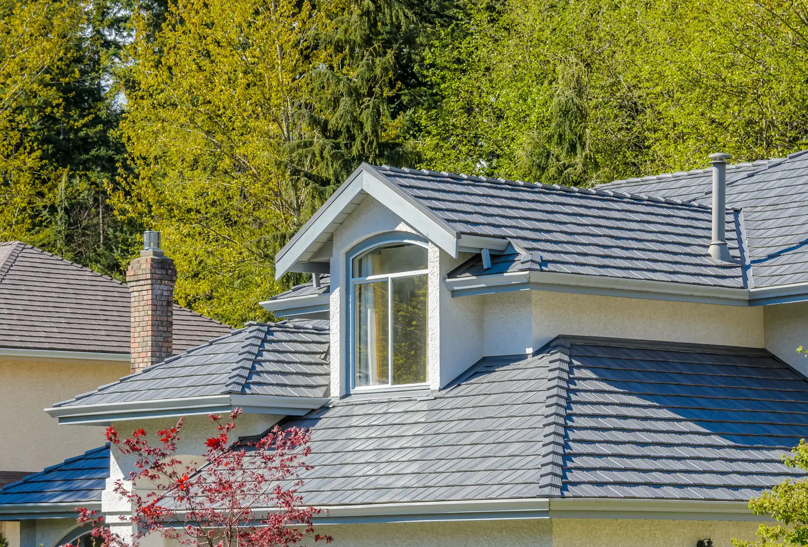 Recently replaced asphalt shingle roof on an Aurora, Colorado home